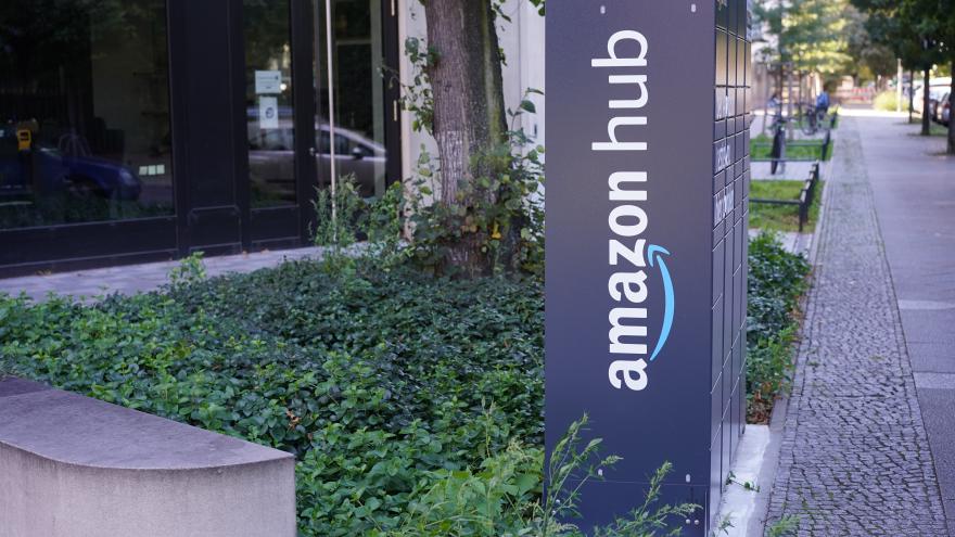 Amazon Hub an der Straße